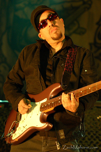 Michael Franti photo